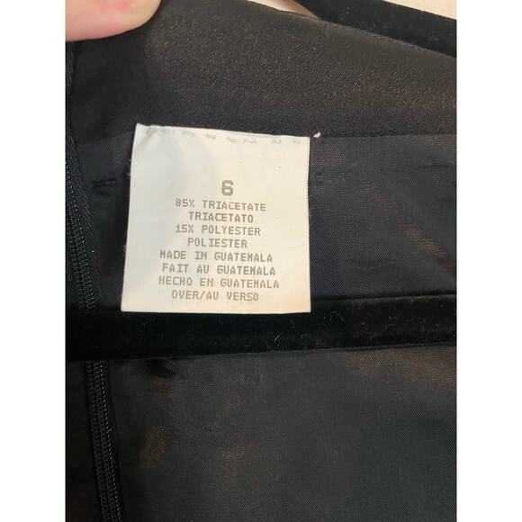 Vintage Liz Claiborne Black Dress. Satin Square Neck. Size 6. Great condition. - Picture 5 of 5